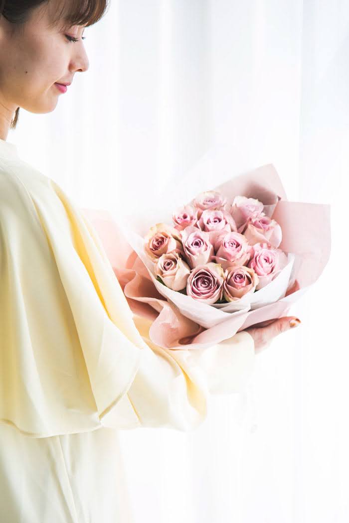 花束 ローズブーケバラ 12本  #1106 size:80 アンティーク薄PNKの写真3枚目