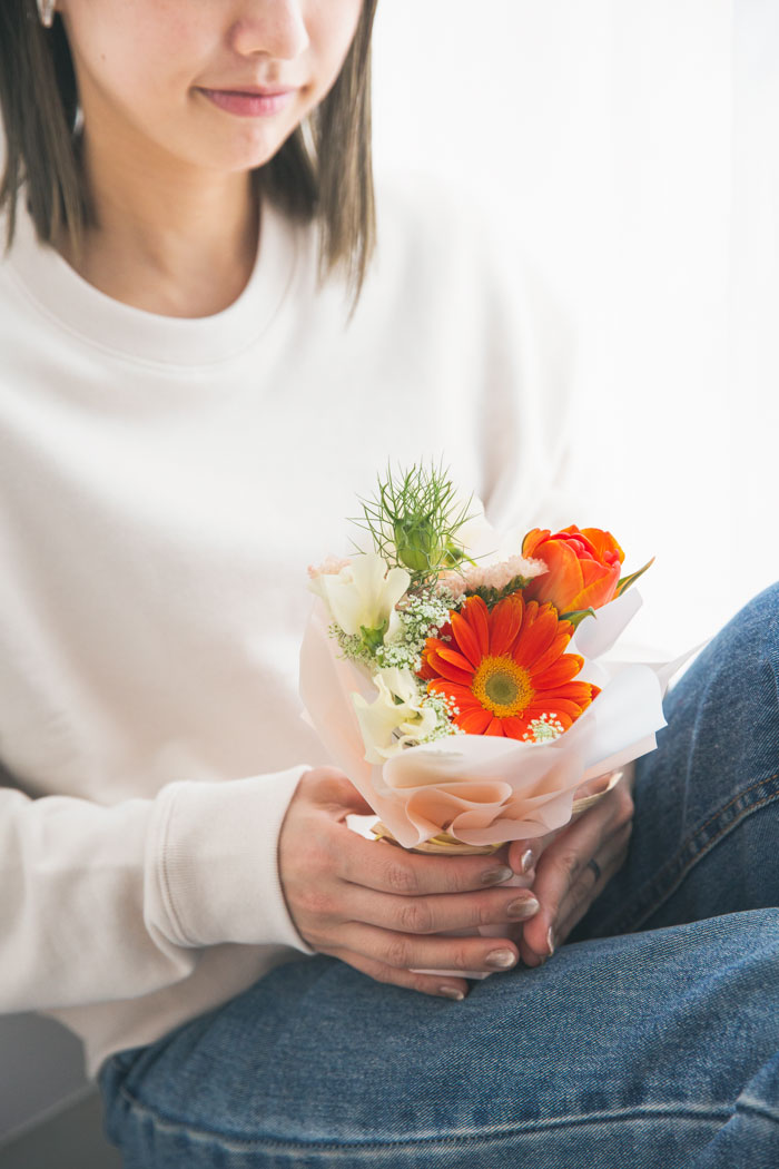 季節の花束  そのまま飾れるブーケ #1477 size:60の写真5枚目