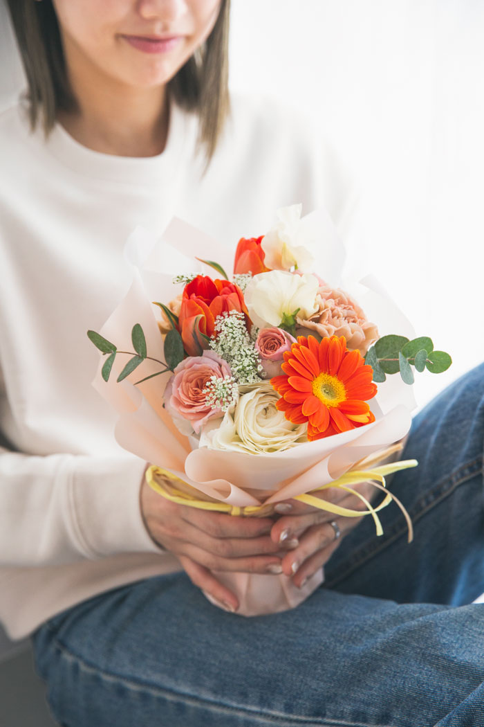 季節の花束  そのまま飾れるブーケ #1482 size:80の写真4枚目