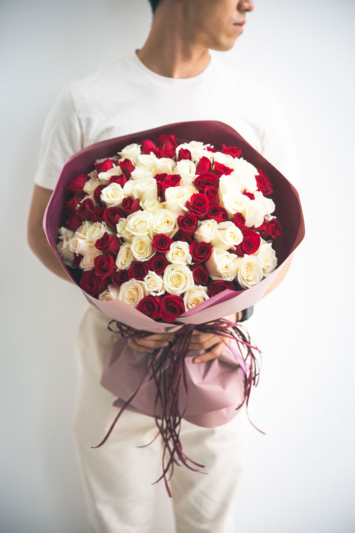 花束 ローズブーケ バラ 108本クロス #1555 size:140 RED×WHTの写真3枚目