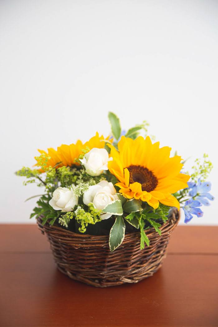 季節のアレンジメント バスケット #1700 size:60の写真5枚目