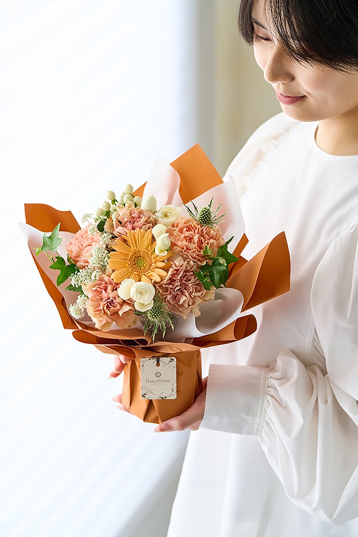 母の日 Special そのまま飾れる花束  #1857 size:M くすみORANGEの写真2枚目
