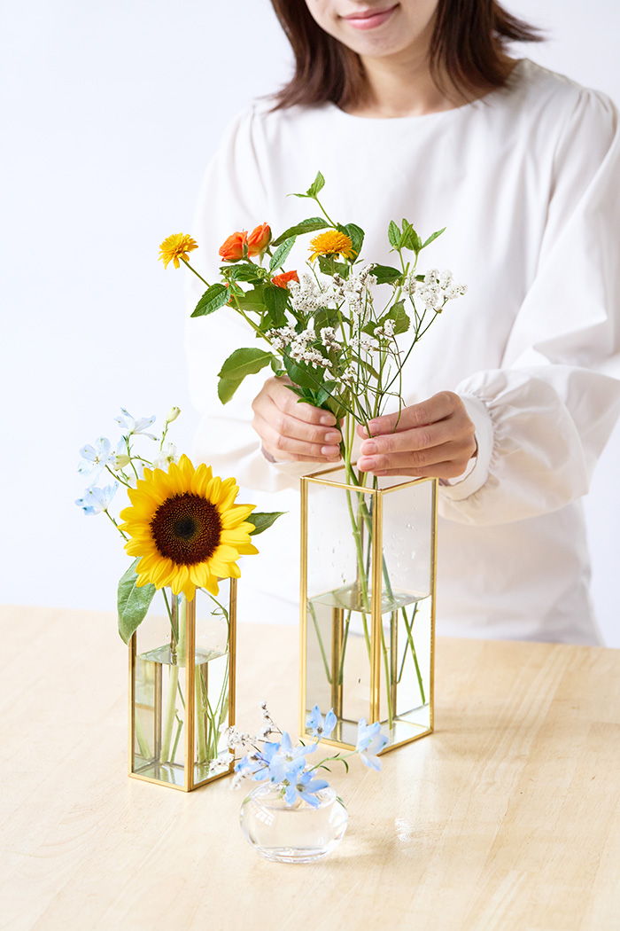 自宅用 季節のお花 980円セット #1888の写真3枚目
