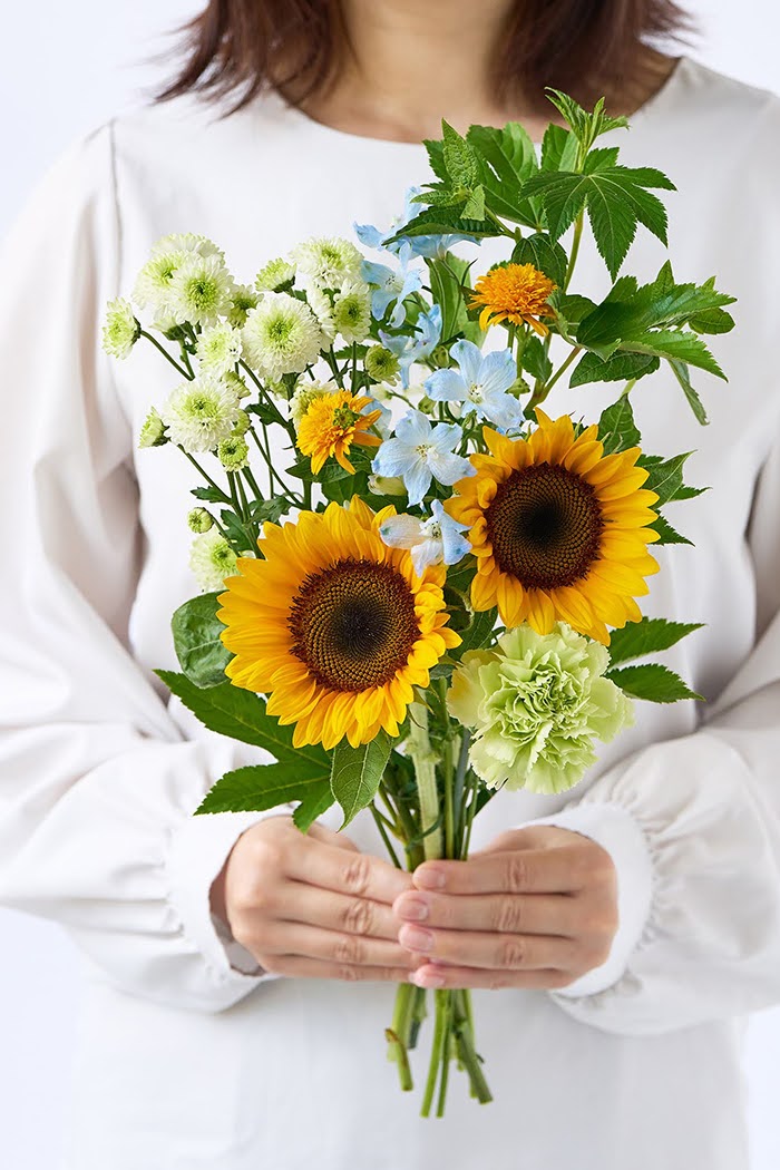 自宅用 お供え・お悔やみの花 1,480円セット #1894の写真1枚目