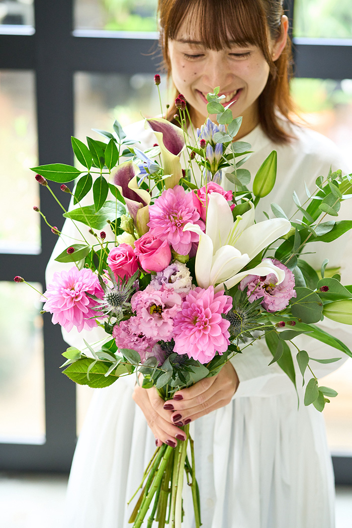 敬老の日 ギフト 花束 季節のブーケ  ピンク#1902 size:120の写真2枚目