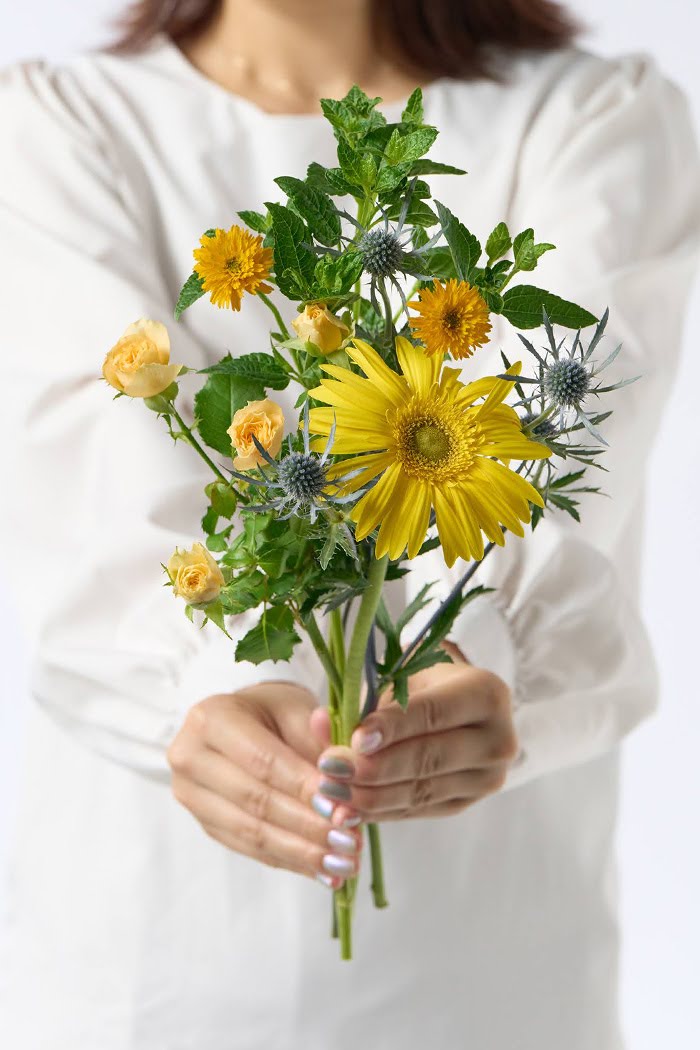 自宅用 季節のお花 980円セット #1903の写真1枚目