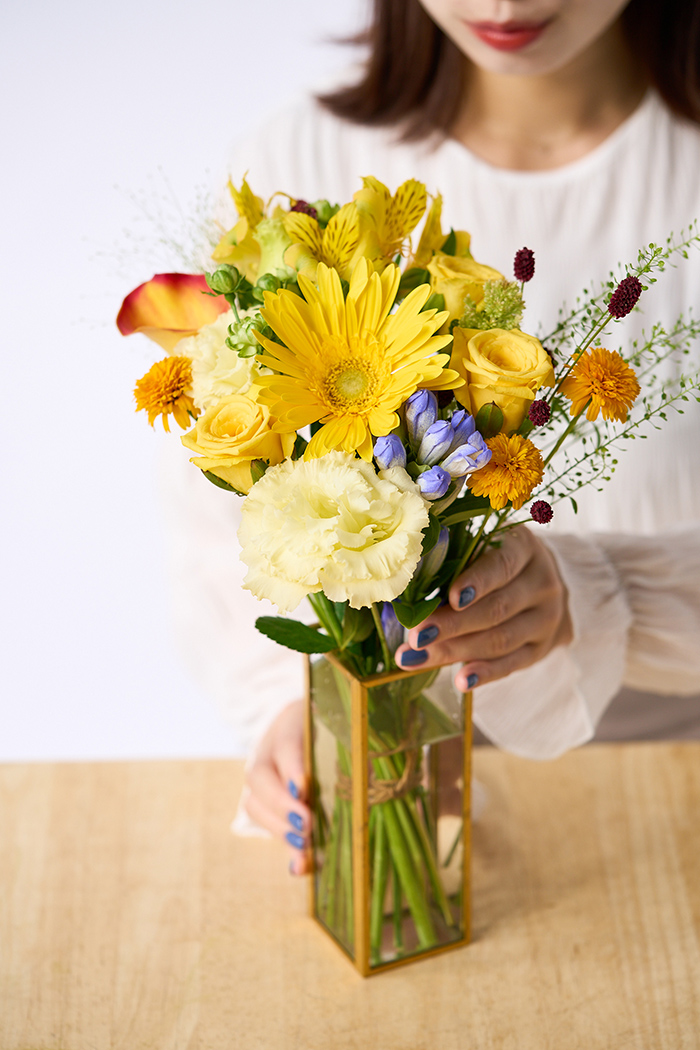 花束 季節のブーケ  イエロー #1912 size:80の写真3枚目