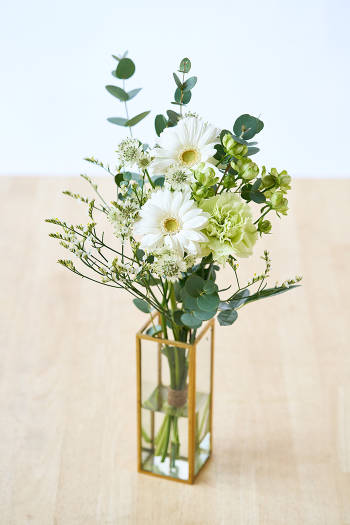 自宅用 季節のお花 1,480円セット #1968の写真3枚目