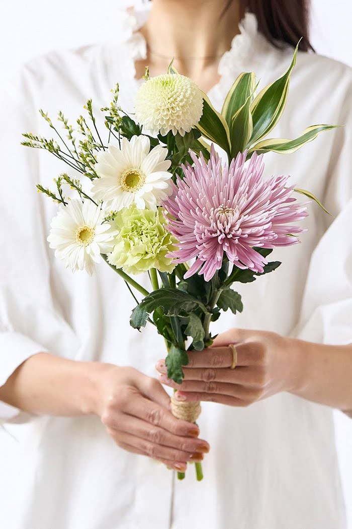 自宅用 お供え・お悔やみの花 1,480円セット #1971の写真1枚目