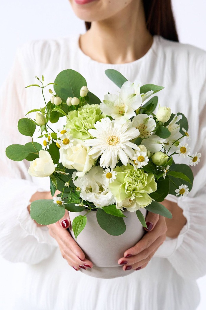 アレンジメント ホワイト #1980 size:80の写真1枚目