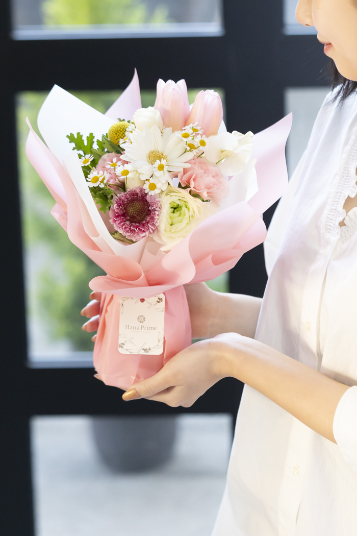 季節の花束  そのまま飾れるブーケ #1983 size:80