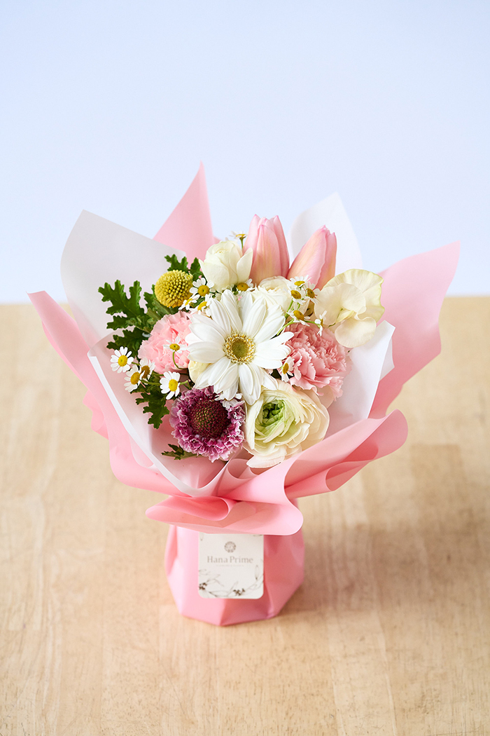 季節の花束  そのまま飾れるブーケ #1983 size:80の写真3枚目