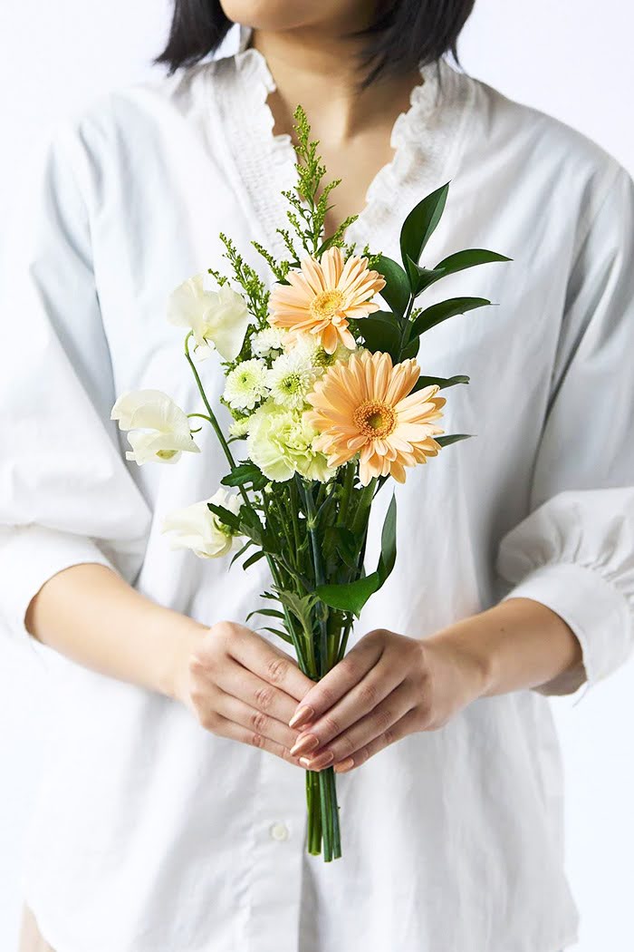 自宅用 お供え・お悔やみの花 1,480円セット #1985の写真1枚目