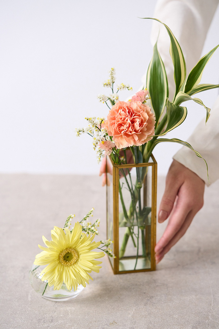 自宅用 季節のお花 980円セット #2020の写真2枚目