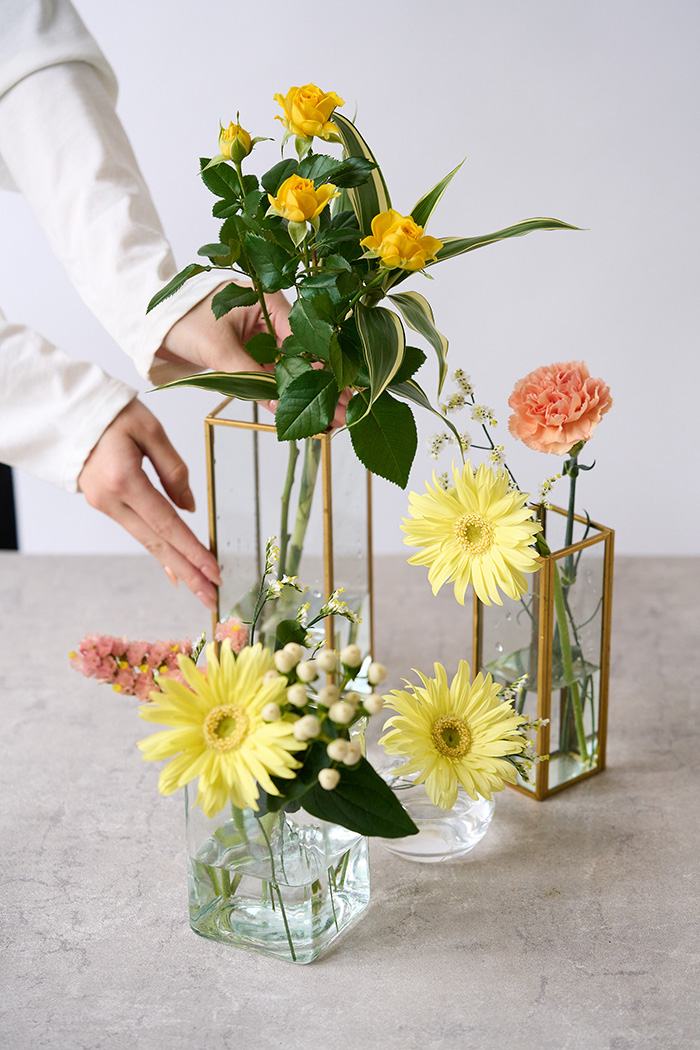 自宅用 季節のお花 1,980円セット #2022の写真2枚目