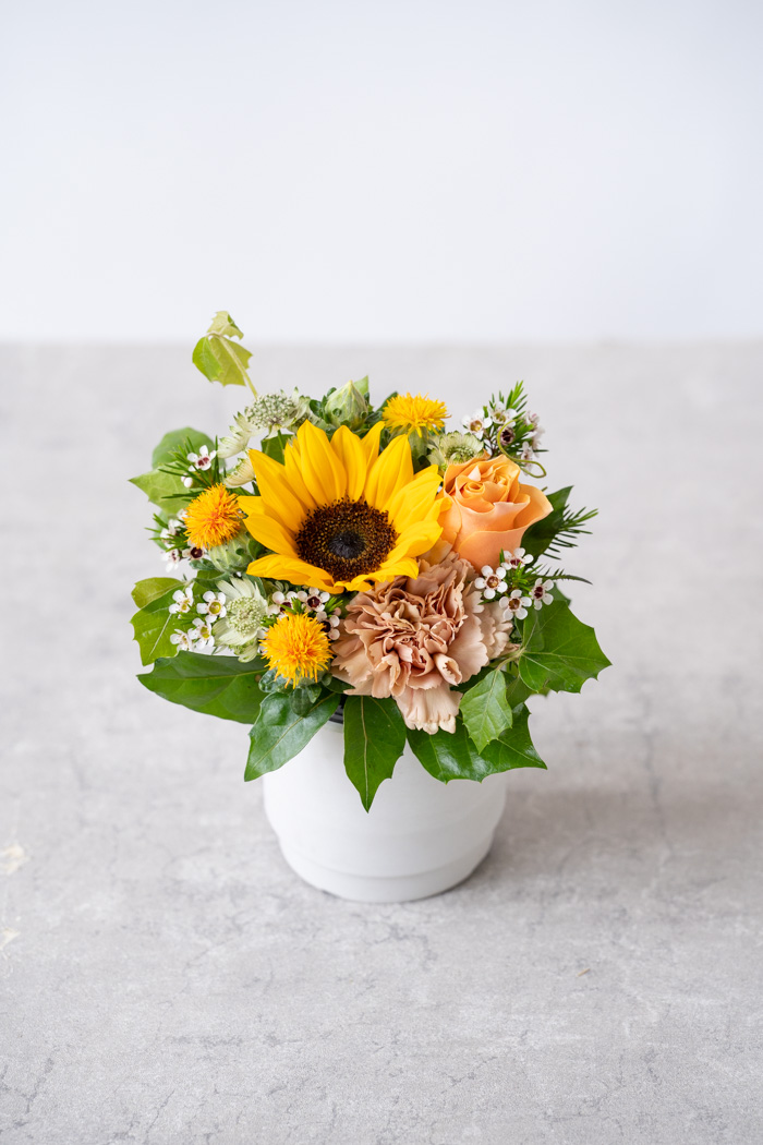 季節のアレンジメント #2032 size:60の写真4枚目