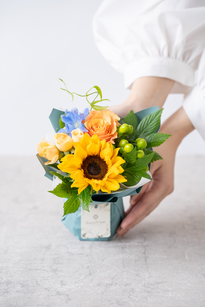 父の日 ギフト 季節のそのまま飾れる花束 #2034 size:60 YELの写真2枚目
