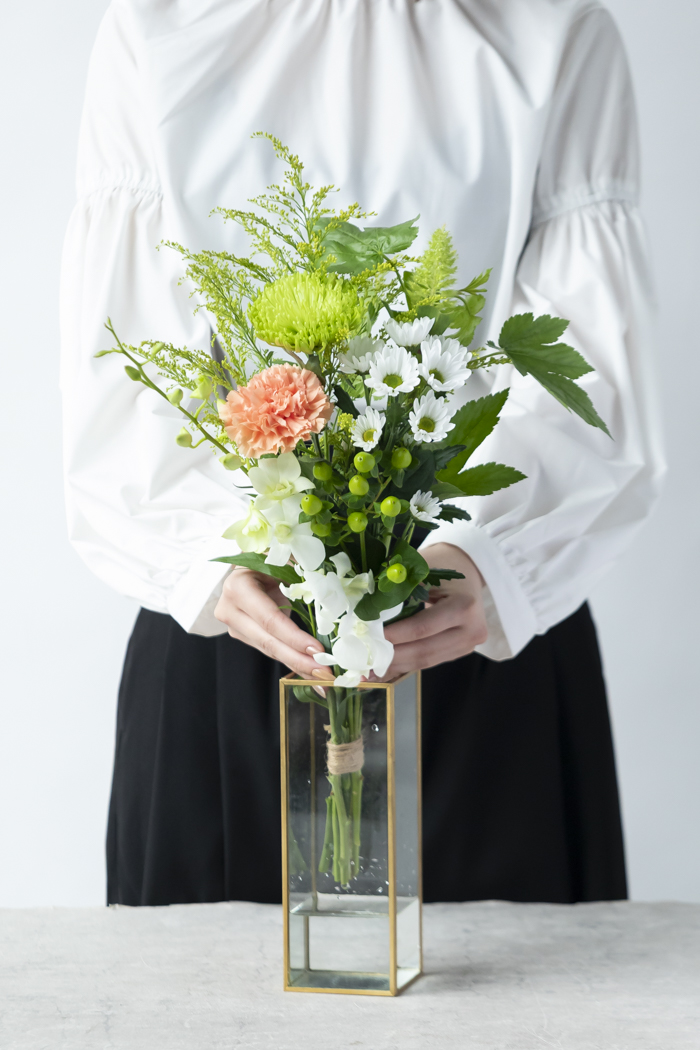 自宅用 お供え・お悔やみの花 1,980円セット #2068の写真2枚目