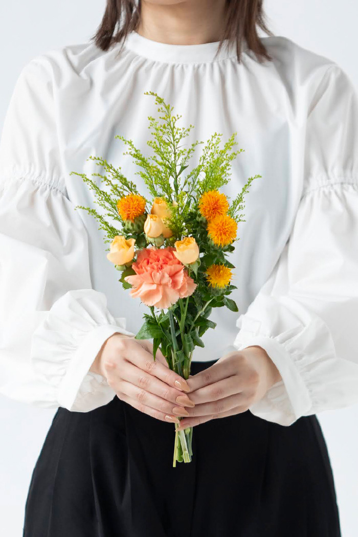自宅用 季節のお花 980円セット #2069の写真1枚目