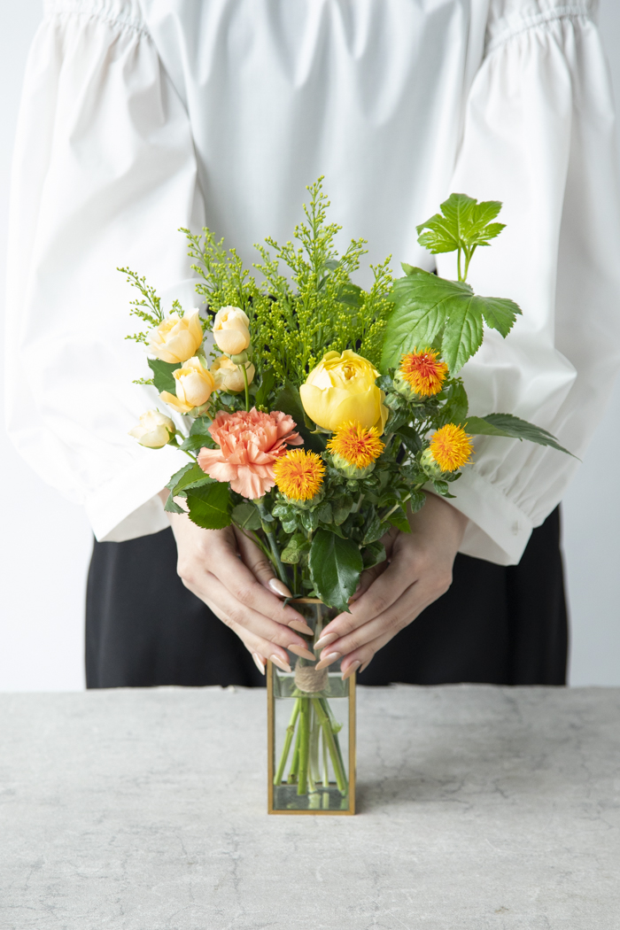 自宅用 季節のお花 1,480円セット #2070の写真2枚目