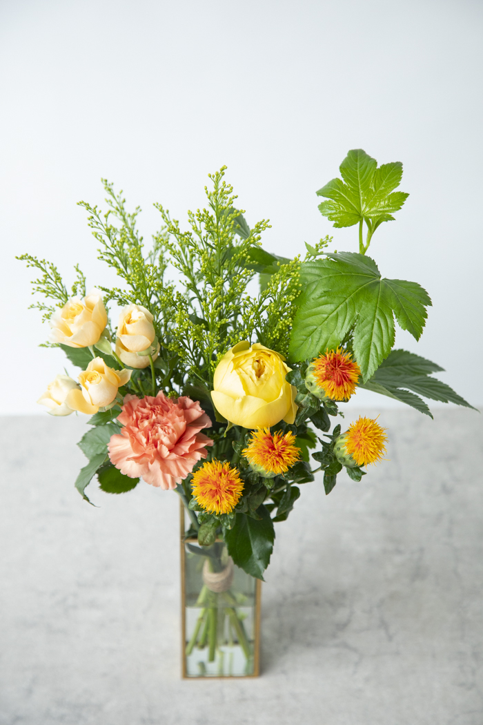 自宅用 季節のお花 1,480円セット #2070の写真4枚目