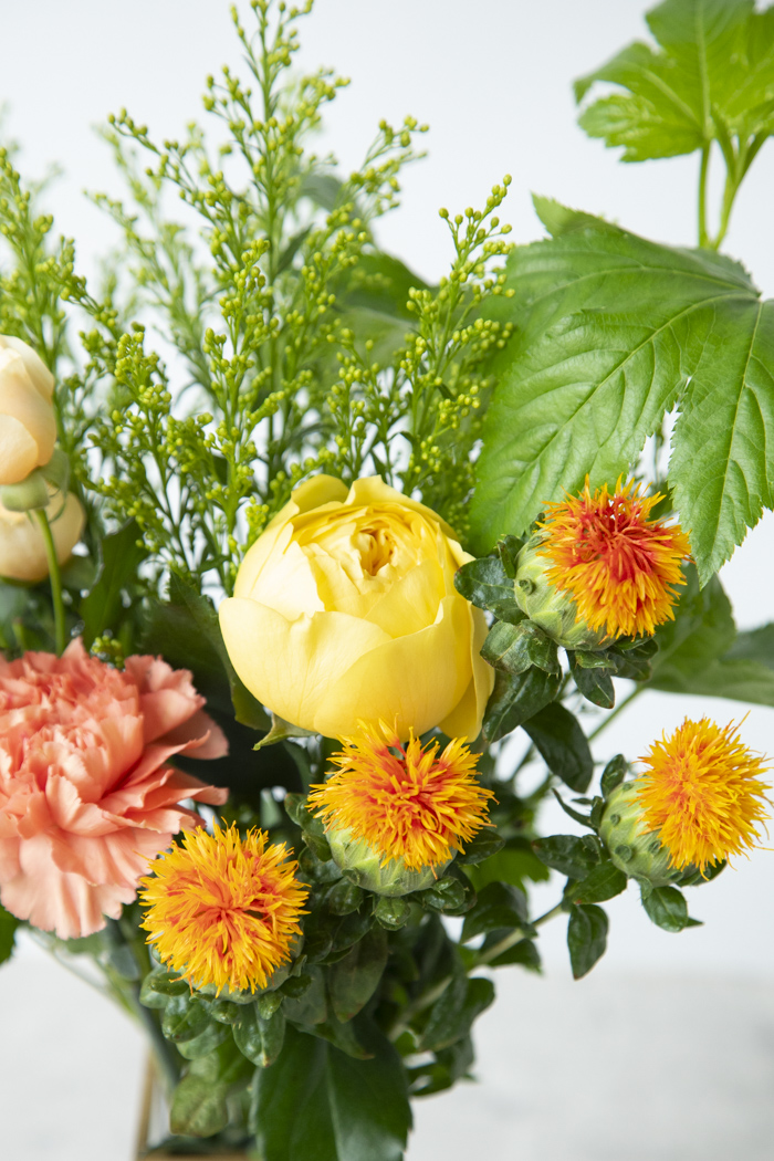 自宅用 季節のお花 1,480円セット #2070の写真6枚目