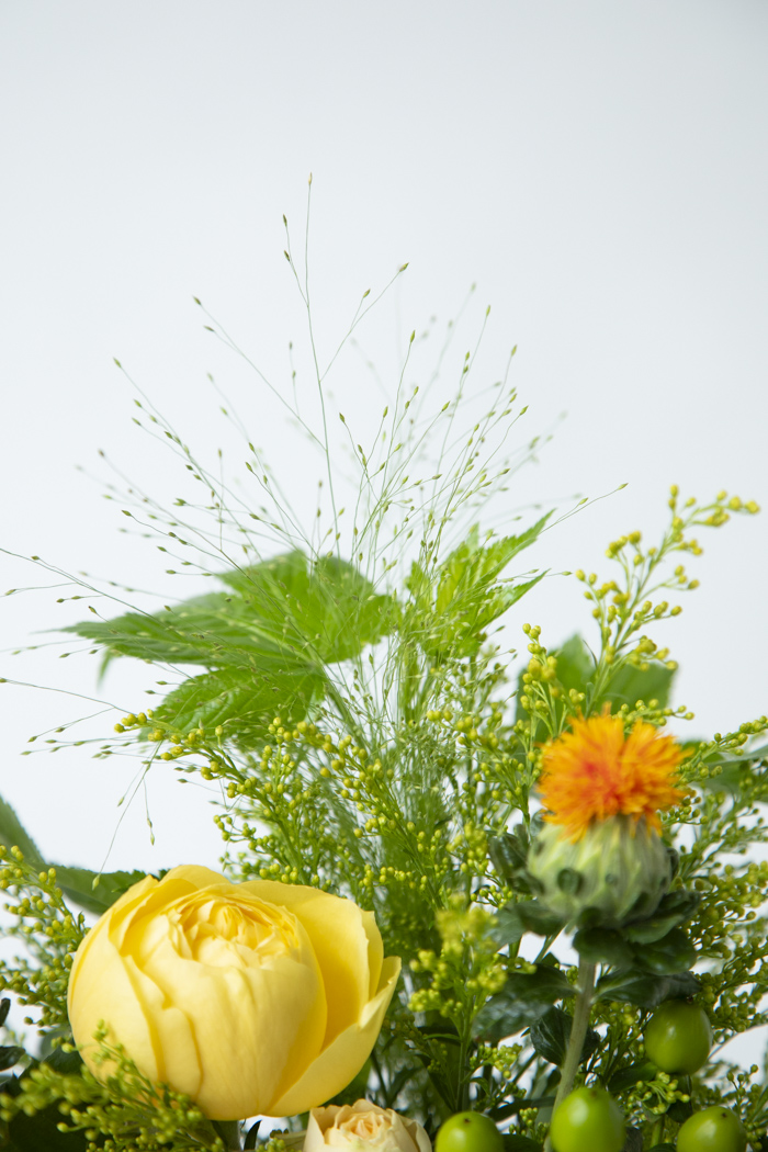 自宅用 季節のお花 1,980円セット #2071の写真5枚目