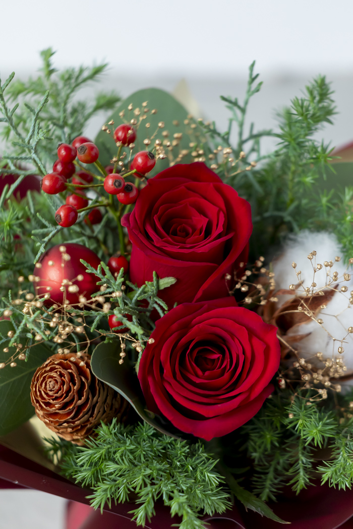 クリスマス限定　そのまま飾れるブーケ レッド  #2177 60sizeの写真4枚目