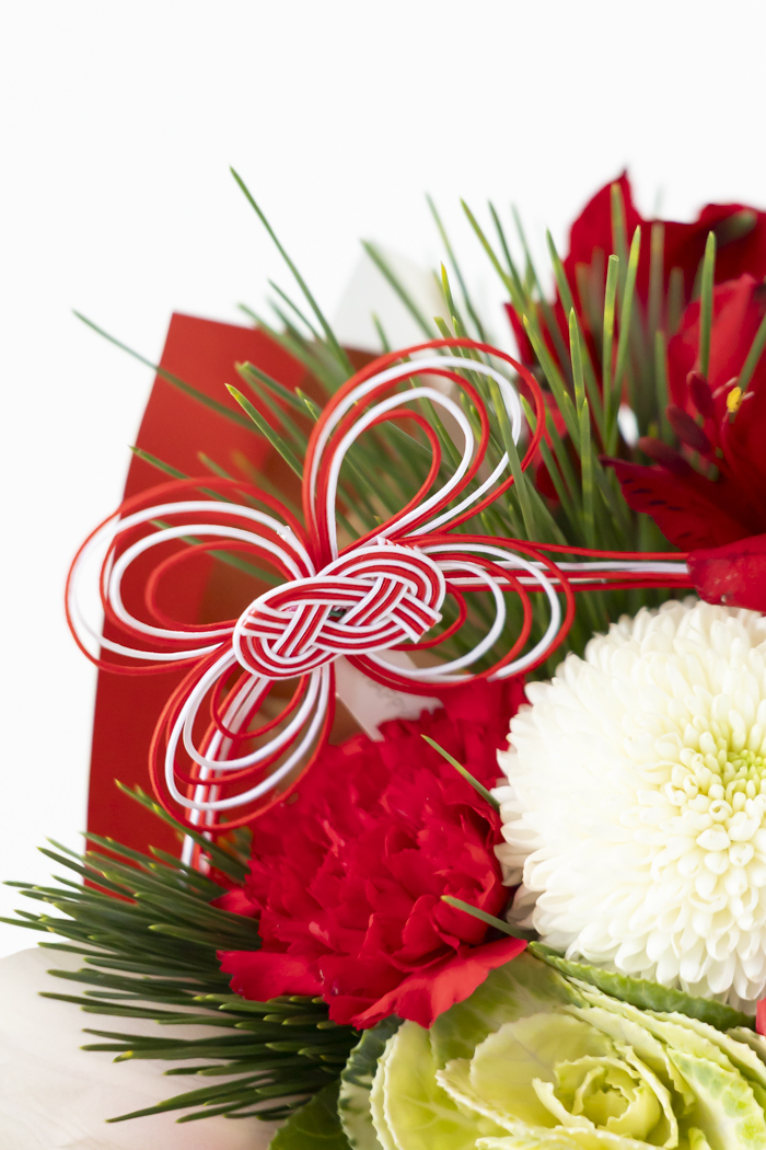 お正月限定 そのまま飾れるブーケ RED #2213 size:60の写真3枚目