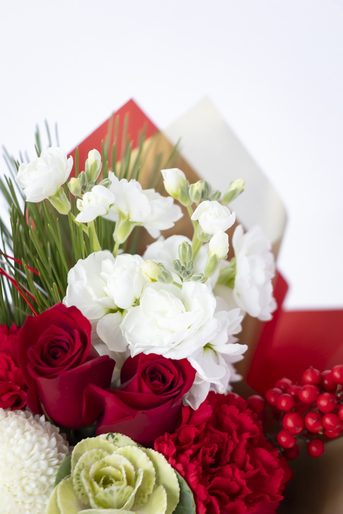 お正月限定 そのまま飾れるブーケ RED #2213 size:80の写真3枚目