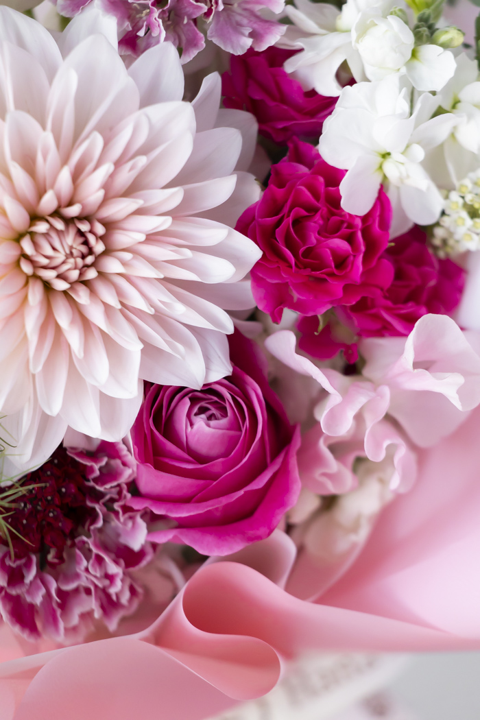 季節の花束  そのまま飾れるブーケ #2242 size:100の写真8枚目