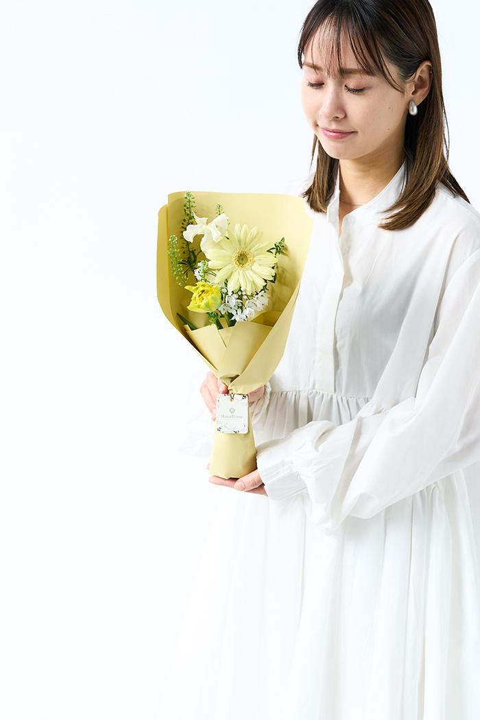 季節の花束 ミニブーケ #2264 size:80 Yellowの写真3枚目
