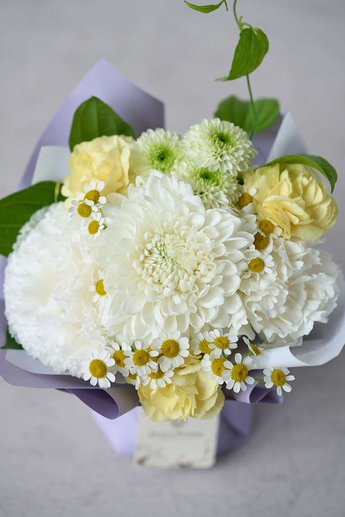 そのまま飾れる供花 花束 #2328 size:60の写真2枚目