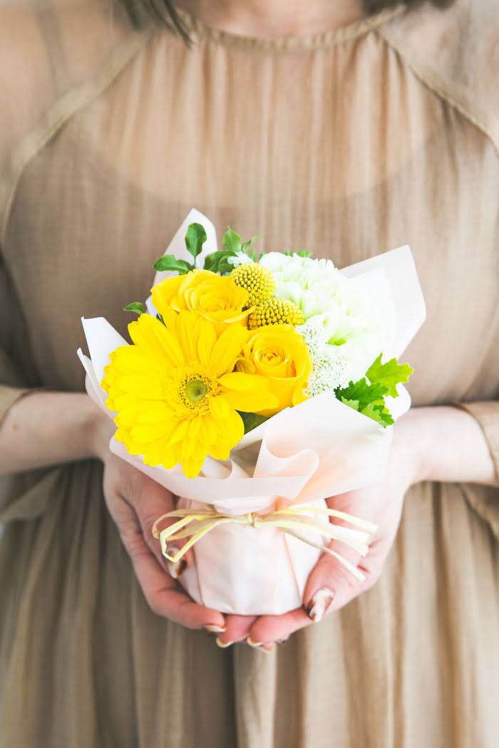 花風水で運気アップ！色や方角ごとのお花の選び方 ｜ 花言葉