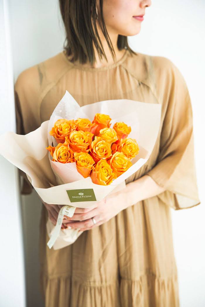 花束 ローズブーケ バラ 12本 #748 size:80 ORN｜HanaPrime（ハナ