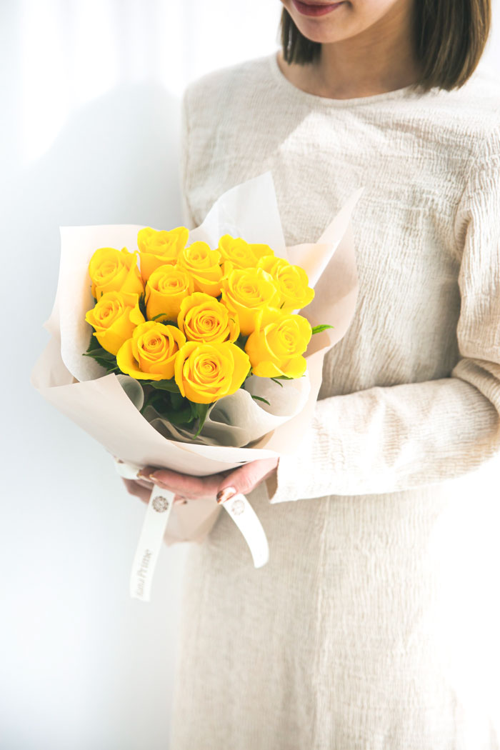 花束 ローズブーケ バラ12本 #796 size:80 YEL｜HanaPrime（ハナプライム）