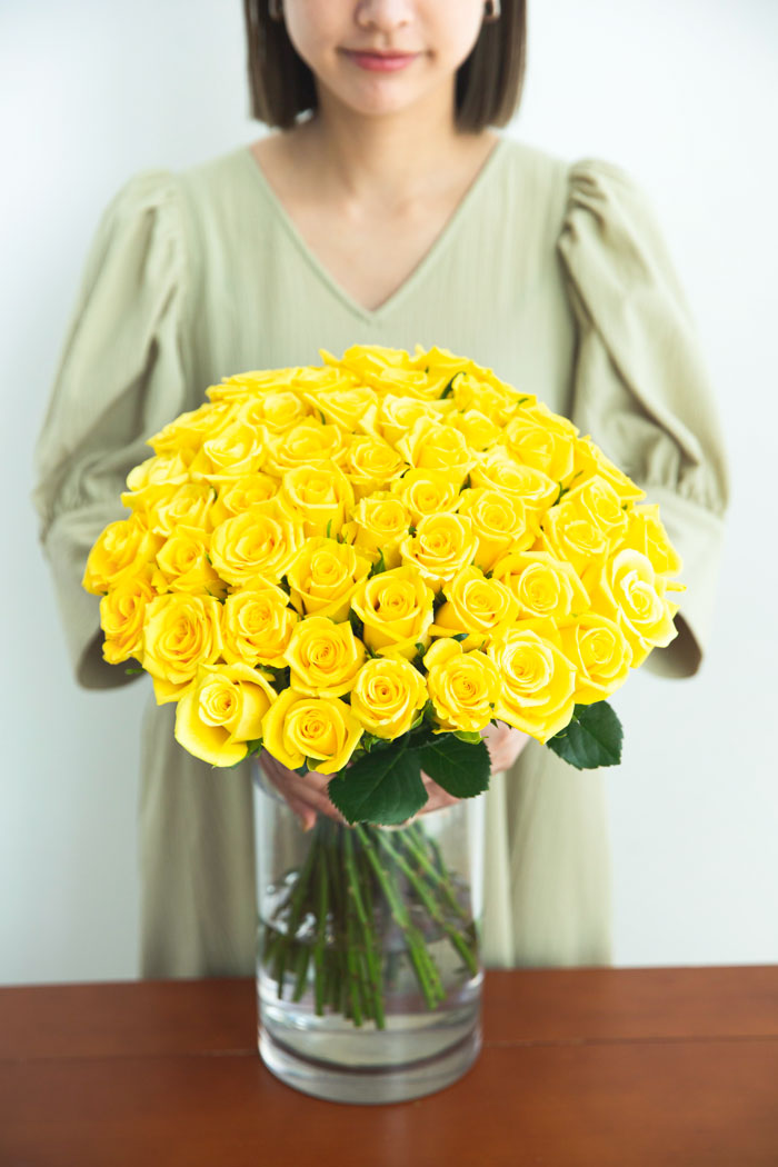 花束 ローズブーケバラ50本 #799 size:120 YEL｜HanaPrime（ハナプライム）