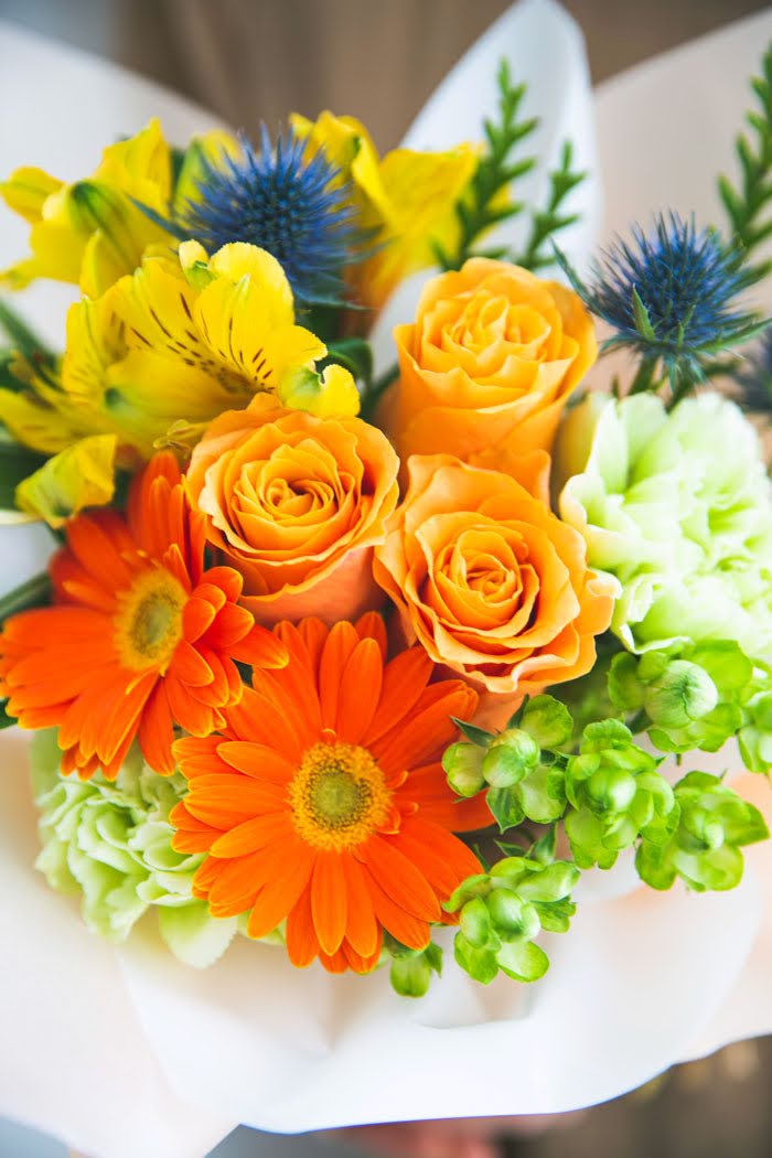 ＊*..レモン色のお花をいっぱい盛り込んで..＊°..ナチュラル　お花の贈り物 そのまま飾れるブーケ #856 size:80 ORN｜HanaPrime（ハナプライム）