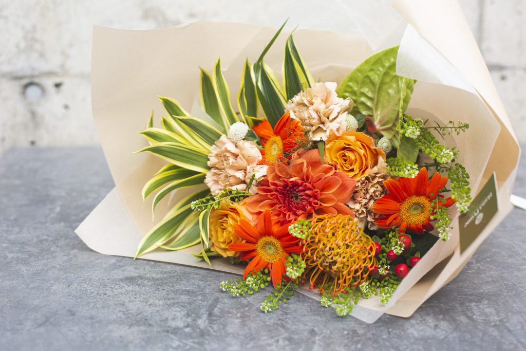 結婚記念日に胡蝶蘭以外でおすすめの花は？