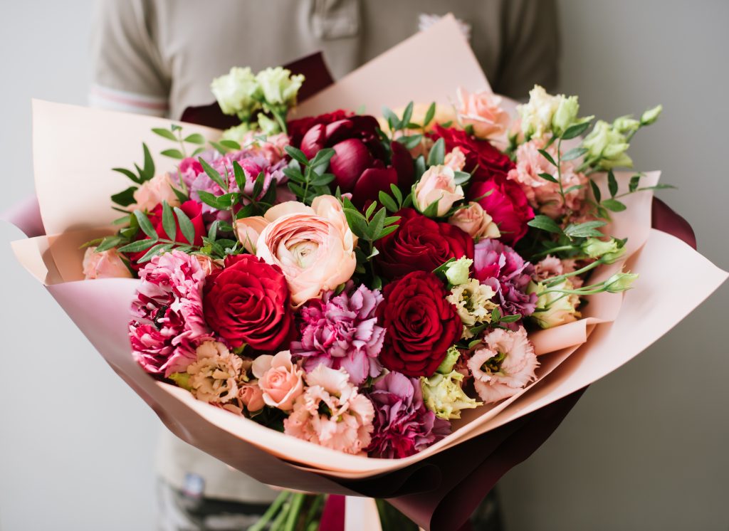花婚式にふさわしいお花とプレゼントの選び方