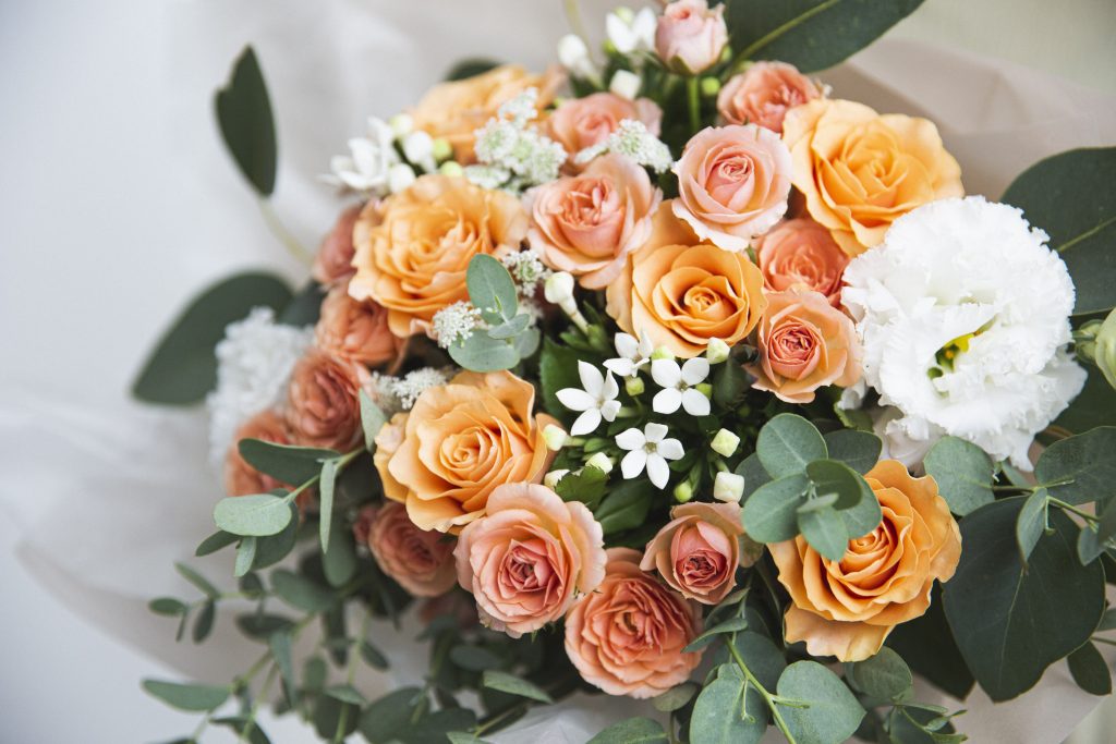 花婚式は夫婦の絆を深め、素敵なお花で記念日を彩ろう