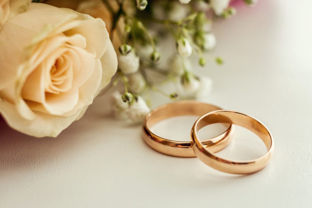 【結論】プロポーズの後から指輪を選びたい派が多い